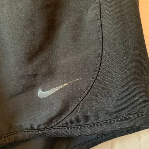 Nike Running Shorts - Picture 2 of 5